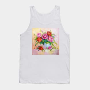 Bouquet of roses in a vase Tank Top